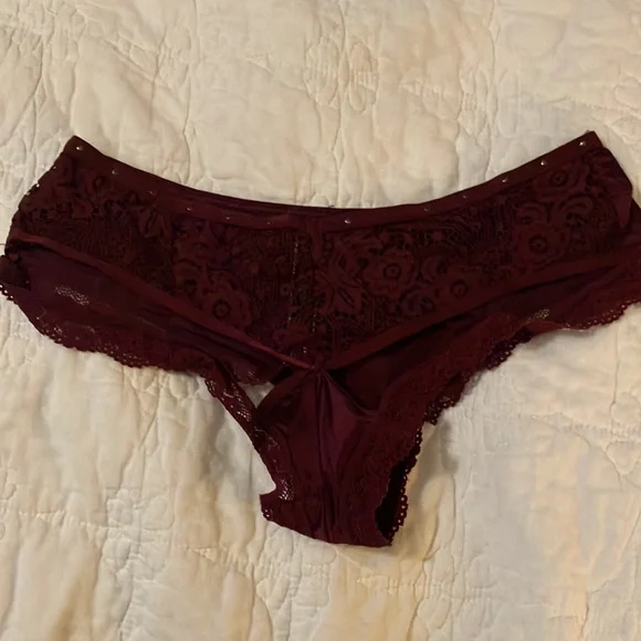 Victoria's Secret | Intimates & Sleepwear | Victorias Secret Medium Very Sexy Maroon Panties | Poshmark Victoria's Secret | Intimates & Sleepwear | Victorias Secret Medium Very Sexy Maroon Panties | Poshmark